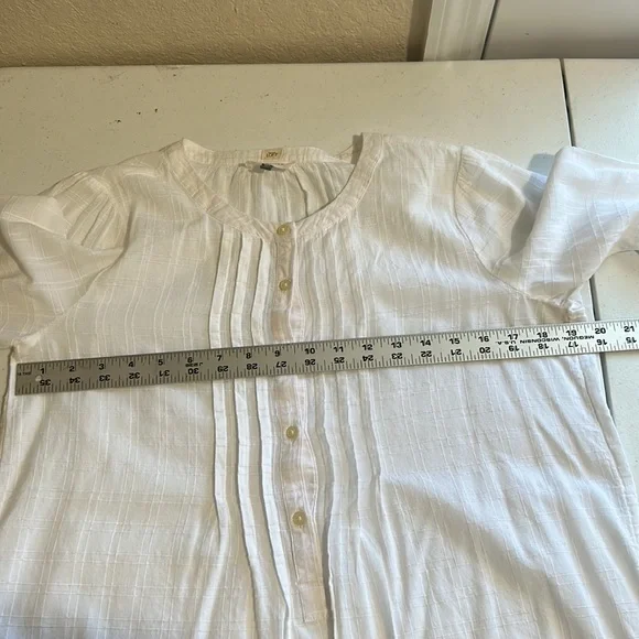 Loft, White, Rounded neck, 1/2 button down, 100% Cotton, Long Sleeve Top, Small - Picture 7 of 8